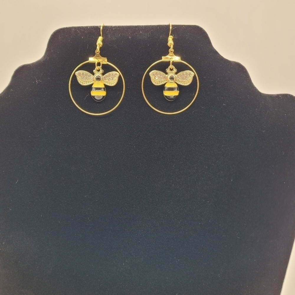 Handmade Gold-Tone Hoop Earrings​​​ - Picture 3 of 3